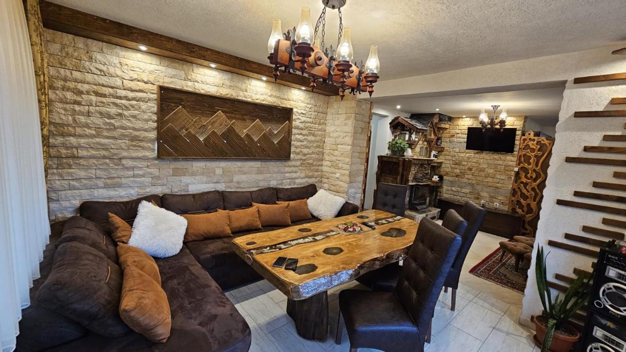 Villa Hills - Къща За Гости С Храна Orlino Εξωτερικό φωτογραφία